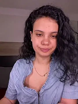 Karolina Velvet online show from 02/14/26, 10:50