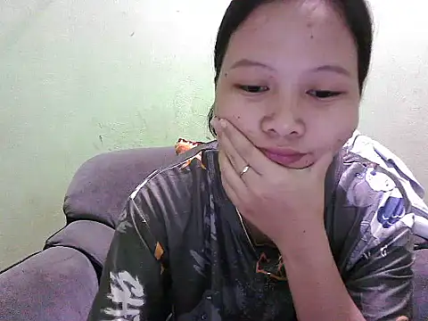 Snapshot of pinay_sweety23 chatting on 02/22/26, 11:42 pinay sweety23 online show from 02/22/26, 11:42