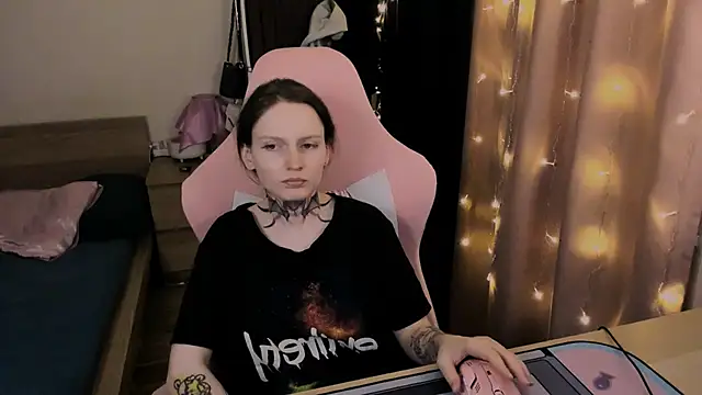 Onyxix online show from 03/26/26, 07:41