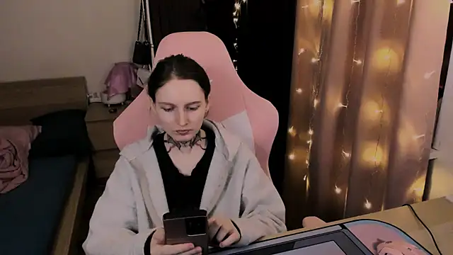 Onyxix online show from 03/27/26, 07:57