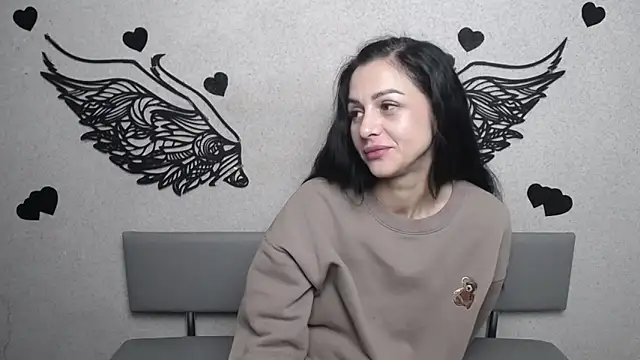 EvaClarkk online show from 05/31/26, 05:15