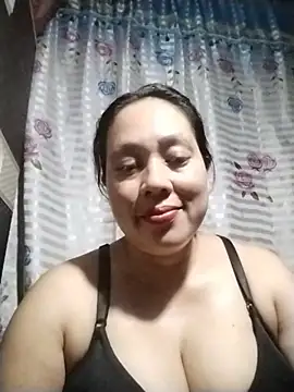 Snapshot of May_Bombs chatting on 02/13/26, 12:56 May Bombs online show from 02/13/26, 12:56