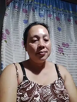 Snapshot of May_Bombs chatting on 02/28/26, 07:59 May Bombs online show from 02/28/26, 07:59