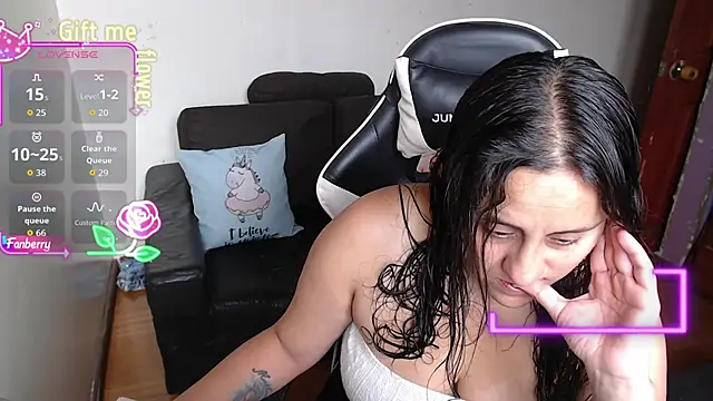 MeliisaRobers online show from 04/05/26, 04:15