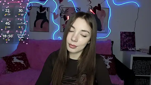 Adriennes online show from 02/18/26, 02:24