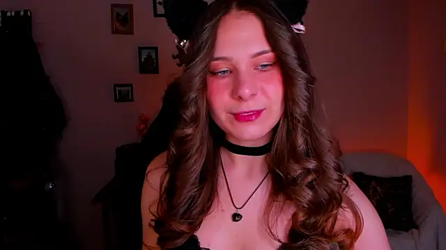 LanaLovely online show from 05/08/26, 06:19