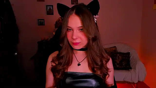 LanaLovely online show from 05/20/26, 06:30