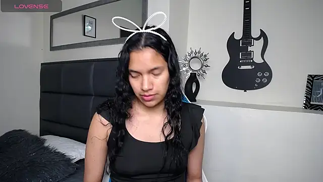Julieta Parker online show from 07/05/26, 02:29