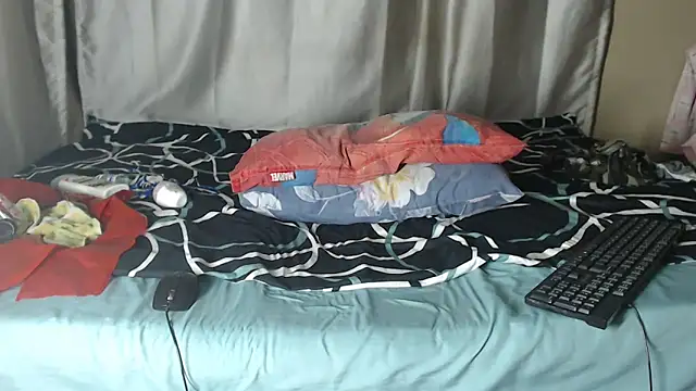 PussyFarrie online show from 03/15/26, 06:30