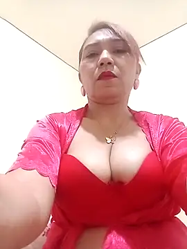 dannamomcerratt online show from 04/04/26, 10:18