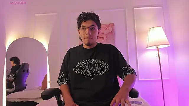 Axel Creed online show from 02/22/26, 02:45