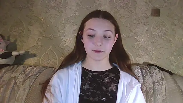 Snapshot of YuniNeko chatting on 02/04/26, 07:09 YuniNeko online show from 02/04/26, 07:09