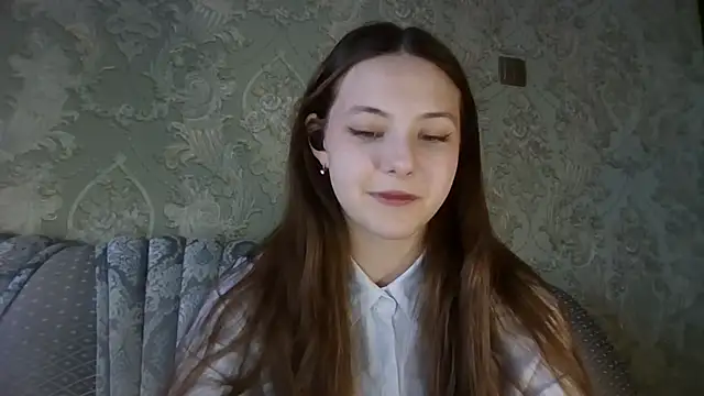 Snapshot of YuniNeko chatting on 02/17/26, 01:18 YuniNeko online show from 02/17/26, 01:18