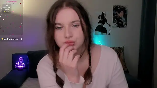 chloe dashh online show from 02/08/26, 08:12