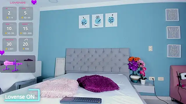 Valentina Rujano online show from 03/18/26, 02:15