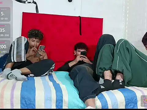 Snapshot of Damian20261 chatting on 02/06/26, 08:45 Damian20261 online show from 02/06/26, 08:45