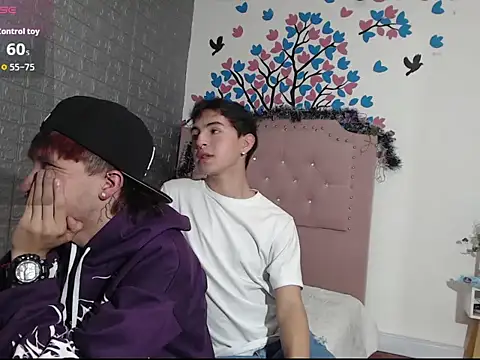 Snapshot of Damian20261 chatting on 02/21/26, 10:33 Damian20261 online show from 02/21/26, 10:33