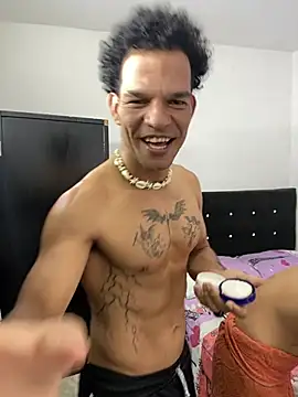 MaxyRyan online show from 04/12/26, 03:39