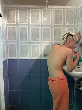 MaxyRyan online show from 04/14/26, 01:17