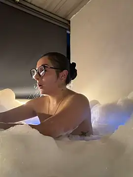 lexyblake10 online show from 04/11/26, 11:42