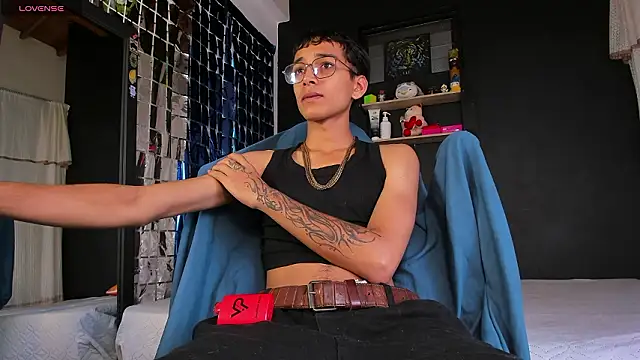  Josh Moon  online show from 03/19/26, 03:05