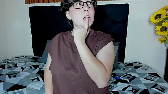  Daarcy  online show from 03/04/26, 03:56