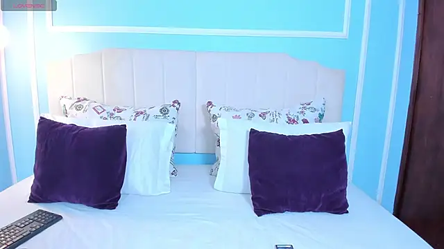 ashley foox online show from 02/28/26, 03:07