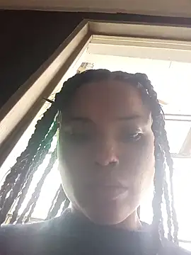 Snapshot of Maggyx chatting on 02/24/26, 01:09 Maggyx online show from 02/24/26, 01:09