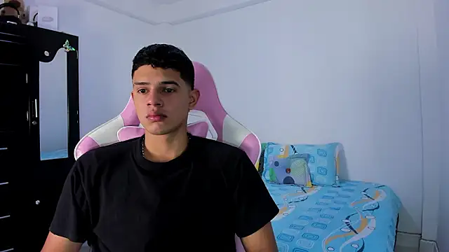 Snapshot of Adrian_Prime_ chatting on 02/27/26, 07:14 Adrian Prime online show from 02/27/26, 07:14