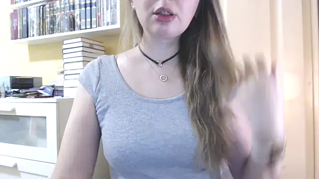 Snapshot of Tasiya chatting on 02/13/26, 12:56 Tasiya online show from 02/13/26, 12:56