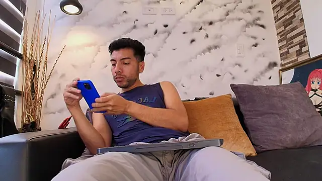 Max Hornye online show from 02/19/26, 06:37