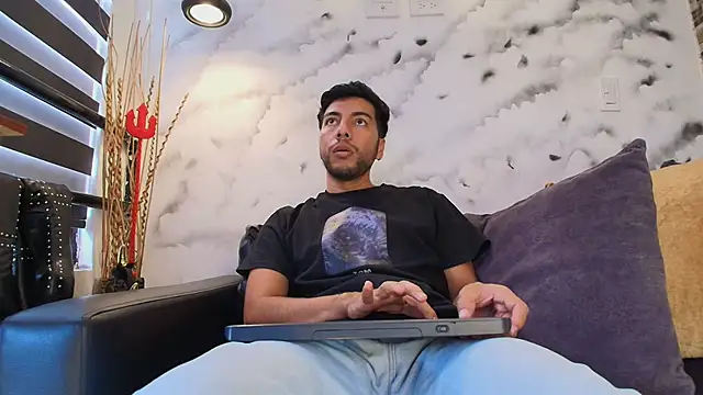 Max Hornye online show from 02/24/26, 06:39