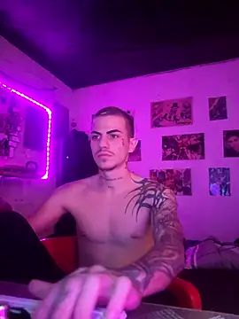 Snapshot of paul-mendezx chatting on 03/05/26, 04:19 paul-mendezx online show from 03/05/26, 04:19