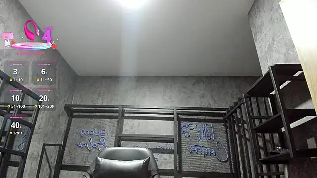 Snapshot of MiistressBlu chatting on 02/14/26, 01:30 MiistressBlu online show from 02/14/26, 01:30