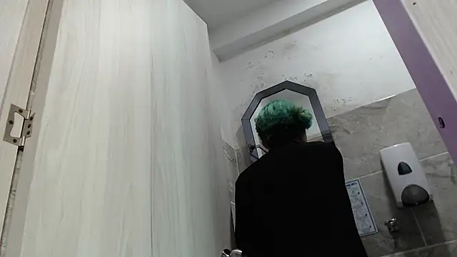 Snapshot of MiistressBlu chatting on 02/24/26, 01:42 MiistressBlu online show from 02/24/26, 01:42