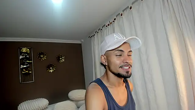 Snapshot of neyder_sanz chatting on 02/13/26, 12:01 neyder sanz online show from 02/13/26, 12:01