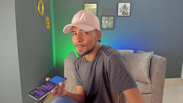 Snapshot of neyder_sanz chatting on 02/27/26, 01:22 neyder sanz online show from 02/27/26, 01:22