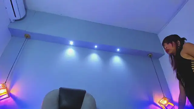 Wildkiitty online show from 03/28/26, 02:33