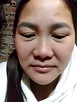 Snapshot of bongtuyet11 chatting on 02/05/26, 12:59 bongtuyet11 online show from 02/05/26, 12:59