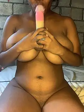 shybunnyvibe online show from 02/06/26, 05:05