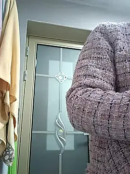 Jennie dogy online show from 04/04/26, 11:02