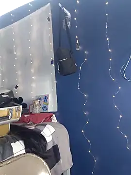 Snapshot of sexiemmaqueen chatting on 03/03/26, 07:58 sexiemmaqueen online show from 03/03/26, 07:58