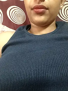 komalsharma99 online show from 04/30/26, 08:53