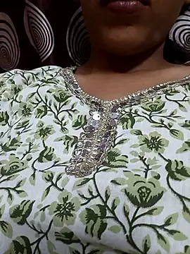 komalsharma99 online show from 06/04/26, 06:14