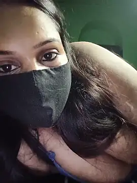 V-Hot-Suity online show from 05/17/26, 11:23