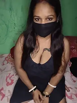 V-Hot-Suity online show from 07/20/26, 10:45