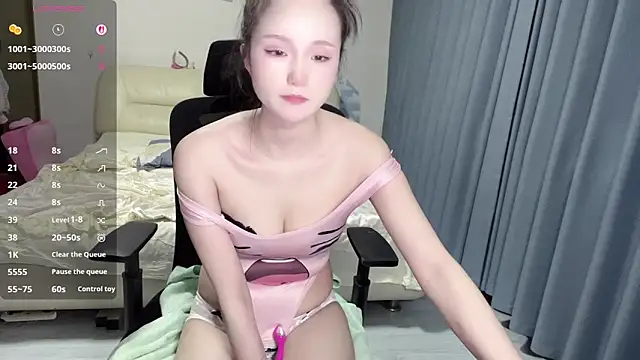Fairy-615 online show from 05/18/26, 08:36