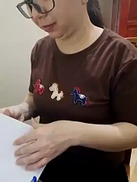 LiilyZi online show from 03/27/26, 01:44