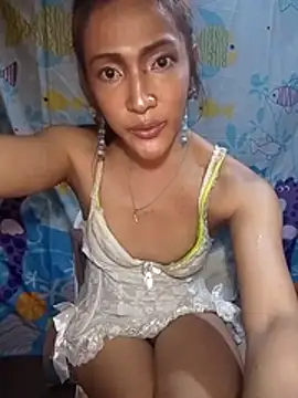 GeorginaLove09 online show from 04/10/26, 09:41