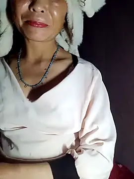 witch-xx online show from 05/04/26, 02:24